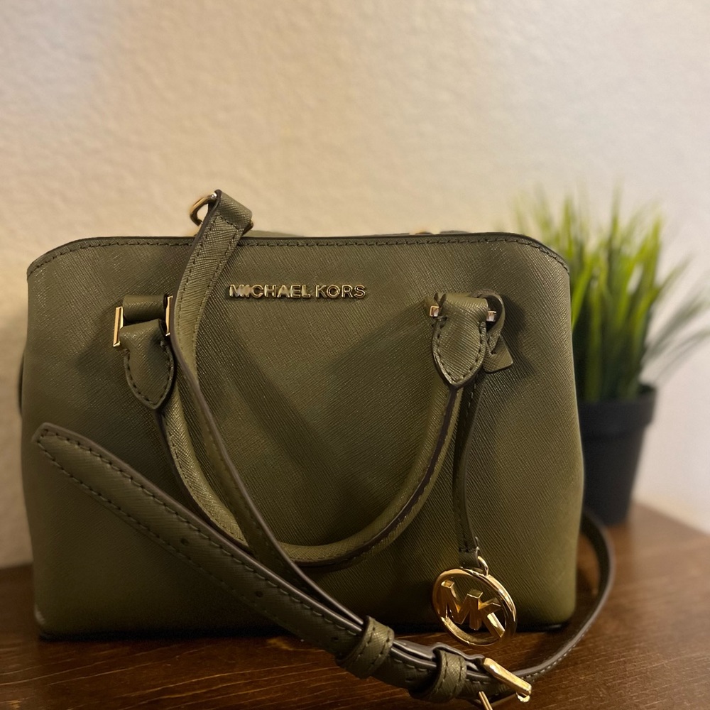 Michael Khors Small Green Bag